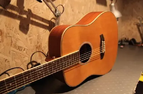 俞吉他零基础三合一吉他入门教程:全面开启音乐之旅