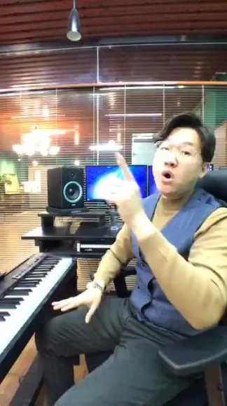 欧巴声乐AB系列演唱技巧课：从气息到高音提升唱功