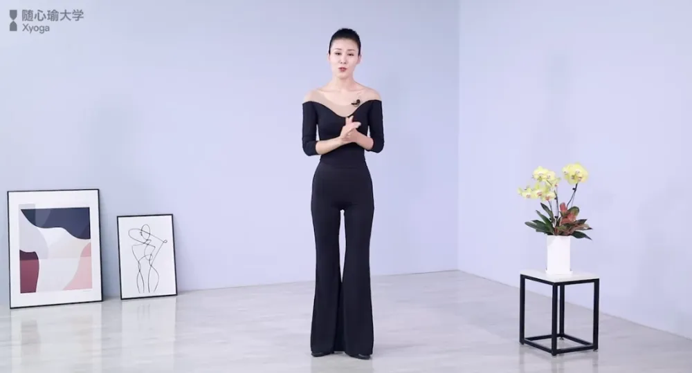 《妖娆体态塑造：18天形体舞训练课程》