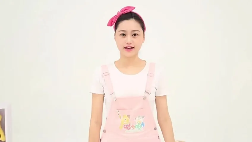 咕力咕力小画家：37节水彩童话创意启蒙课