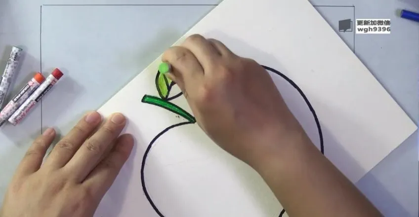 7天学会亮彩蜡笔儿童画教程:零基础入门(专为3 - 8岁儿童设计)