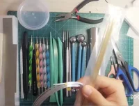 超轻黏土全教程：手办萌食场景浮雕制作指南