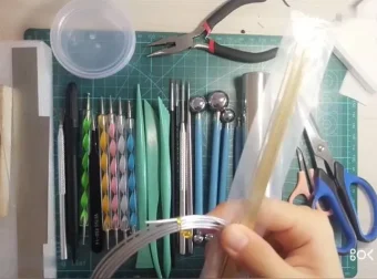 超轻黏土全教程：手办萌食场景浮雕制作指南