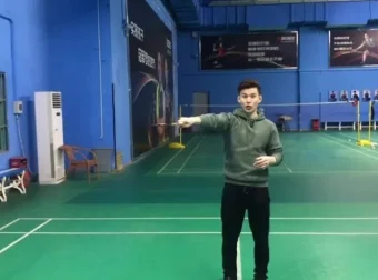 李宇轩19课羽毛球杀球教学：握拍至起跳杀球全掌握