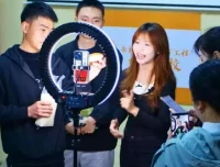 普通人直播创业课程：提升沟通逻辑与直播间留人技巧