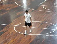 曲绍斌《篮球攻击技巧60练》：从基础到实战课程