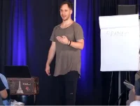 《高共振沟通》：朱利安主讲的社交技巧提升课程