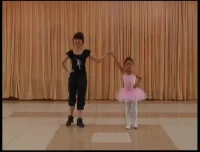 幼儿园大班创新集体舞8节视频教程：培养幼儿节奏感与团队合作