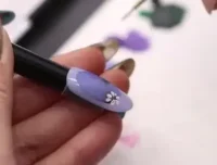 国际美甲艺术全攻略：外语版美甲教程