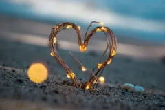 《两性关系指南》：解析男女交往最舒服模式