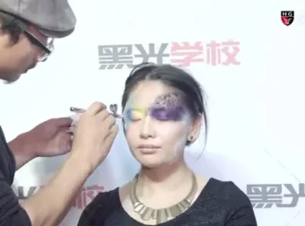 李泽亲授：5课时掌握喷枪化妆技巧课程