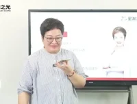 白老师亲授高效沟通技巧全攻略：解决生活与职场沟通难题