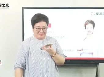 白老师亲授高效沟通技巧全攻略：解决生活与职场沟通难题