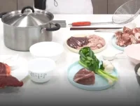 手打Q弹潮汕牛肉丸猪杂汤粉：潮汕特色美食介绍