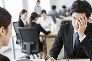 《干得漂亮：职场生存课，助力高效沟通与应对》
